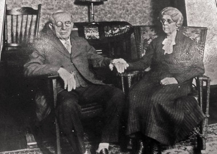 John and Emma Ashford, 1927